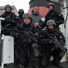 June 23, 2016 last downloaded: Austrian Eko Cobra Divers With B T Apc9