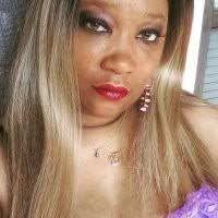 Heather Vineyard (@XmasEve_Heather)