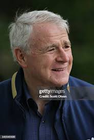 20 Bill Clinton Joins Tom Barrett For Get Out The Vote Rally In Milwaukee  Stock Photos, High-Res Pictures, and Images