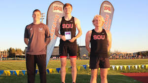 Le Bel claims CCC pole vault title