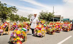 Anche se regalando un mazzo di fiori si va quasi sempre sul sicuro, bisogna comunque sempre rispettare certe regole generali, eccone alcune: Sillettes La Festa Dei Fiori Di Medellin In Colombia Orchidee E Allegria