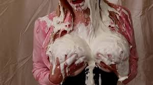 Purple monkey jizzez every where - XNXX.COM