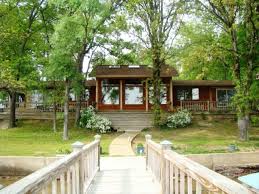 Lake Hamilton Vacation Rental Home In Hot Springs Ar 71913 Anderson Lake House On Long Island Sleeps 8 Beauti Lake House Rentals Hot Springs Lake Vacation