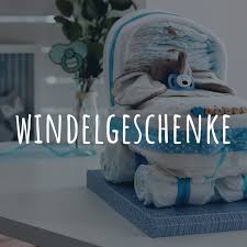 Windeltorte Co Tolle Ideen Fur Windelgeschenke Mit Detaillierten Bastelanleitungen Windeltorte Junge Windeltor Windelgeschenke Windeltorte Junge Geschenke