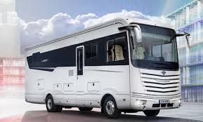 Camping Car Le Nouveau Concorde Liner Est Magnifique Mais Son Prix N Est Pas A La Portee De Toutes Les Bourses Neozone