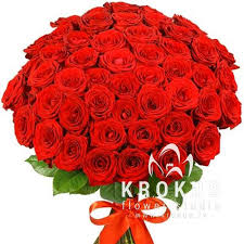 Expensive flowers aren't guaranteed to last longer than those with a. Light Red Roses 70cm Is A Bouquet Of Fresh Cut Flowers Krokus Is The Best Online Shop Flower Delivery In Riga