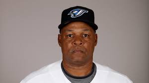 Six-time Gold Glove winner joins Texas Rangers staff as minor league  outfield coordinator