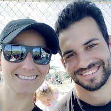 Chad Kirby and Jacklyn Gonzalez's Wedding Website