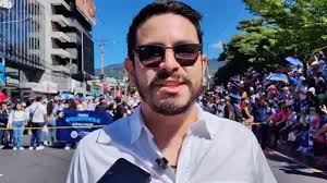 @elsalvador's video Tweet