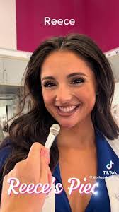 Victoria Reece's Instagram, Twitter & Facebook