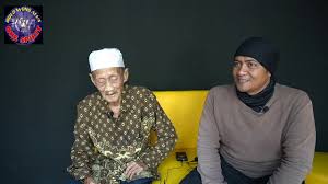 Runtutan silsilah itu terbaca dalam kitab talkish , karya abdullah bin umar assathiri. Kecerdasan Mbah Tari Sunan Kalijaga Agama Nu By Trans Multimedia
