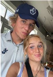 Allison Schubert's Instagram, Twitter & Facebook