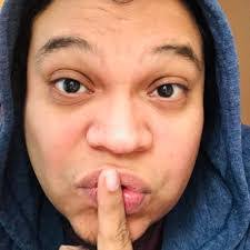 Manuel Gee's Instagram, Twitter & Facebook