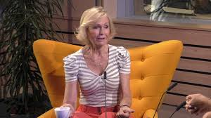 Osobní oficiální facebook heleny vondráčkové. Helena Vondrackova Host Frekvence 1 Youtube