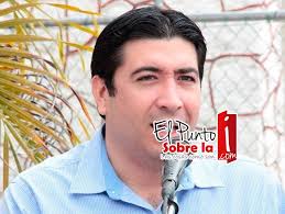 Alejandro Flota levanta la mano por la Presidencia Municipal de JMM