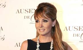 Por eso me he encontrado con esta publicación. Paty Navidad Regresa A La Tv Y Cuenta Su Horrible Experiencia Con Tumor Cerebral Mamaslatinas Com