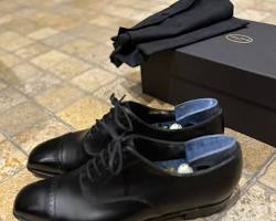 Anthony Cleverley chisel toe shoesの画像