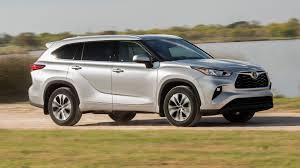 Learn about the 2021 toyota highlander with truecar expert reviews. 2020 Toyota Highlander First Drive Review Watch Out Kia Telluride And Hyundai Palisade
