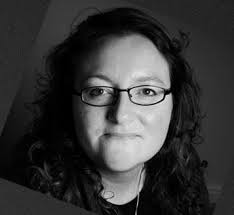 Text Publishing — Never Alone, book by Elizabeth Haynes