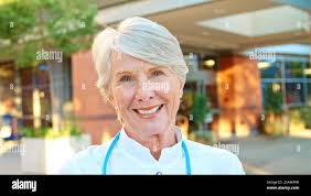 Consultant anaesthetist hi-res stock photography and images