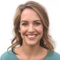 Jaclyn Petersen's Instagram, Twitter & Facebook