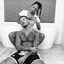 Reconnu comme le showman de sa génération il a à son actif 8 albums et plusieurs millions de disques vendus en 17 ans de carrière. M Pokora Height Weight Age Girlfriend Family Facts Biography