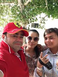 Descarca gratis chiar acum adrian minune oferind sotiei flori doar de pe manelemp3.net. Cine Este Cati Simionescu SoÈ›ia Lui Adrian Minune Sunt ImpreunÄƒ De 30 De Ani Galerie Foto Stiri Vedete Si Evenimente Viva Ro