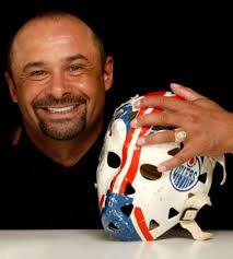 Replica of Grant Fuhr's goalie mask in Vintage goalie masks