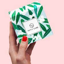 Le petit cube vous propose une nouvelle manière de surprendre vos proches, tout en leur déclarant votre amour envers eux. Le Petit Cube Koklaya Beaute Sante Par Les Plantes