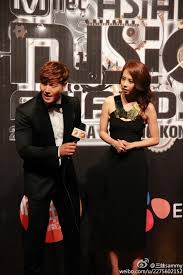 There was a�long discussion with the exact date of departure is not yet confirmed. as a result, song ji hyo and kim jong kook are officially leaving 'running man' following�gary.�. å¤ On Twitter Hq Pic 131122 Song Ji Hyo Kim Jong Kook Mama 2013 Cr As Tagged Http T Co Sci3ose9rq