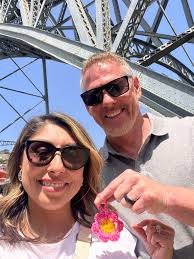 Random act of kindness found before crossing bridge