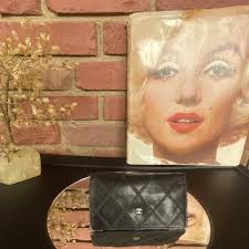 🔥🔥AUTHENTIC🔥CHANEL 🔥KEY 🔥HOLDER