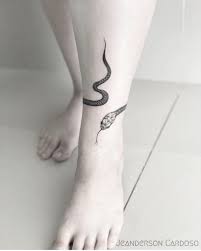 tatuagem de cobra e serpente 39 ideias e artistas blog tattoo2me tatuagem de cobra tatuagem tatuagens todas pretas
