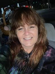 Stephanie Sypher's Instagram, Twitter & Facebook