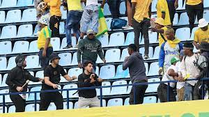 WATCH: Ugly scenes erupt with security forced to keep Esperance fans on the  pitch after fight with Mamelodi Sundowns supporters broke out in Caf  Champions League clash | Goal.com South Africa