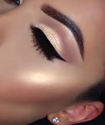 Discover And Share The Most Beautiful Images From Around The World Eye Makeup Skin Makeup Makeup Trends