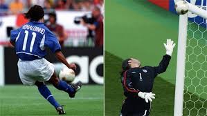اما في عام 2002 فكان نجوم البرازيل وعلى رأسهم ريفالدو يحاربون في كوريا و اليابان من اجل تحقيق. Ø±ÙŠÙØ§Ù„Ø¯Ùˆ ÙŠÙƒØ´Ù Ø³Ø± Ù‡Ø¯Ù Ø±ÙˆÙ†Ø§Ù„Ø¯ÙŠÙ†ÙŠÙˆ Ø§Ù„ØªØ§Ø±ÙŠØ®ÙŠ ÙÙŠ Ø¥Ù†Ø¬Ù„ØªØ±Ø§ Ø¨Ù…ÙˆÙ†Ø¯ÙŠØ§Ù„ 2002 Ø¨Ø·ÙˆÙ„Ø§Øª