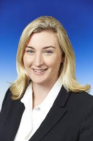 Elizabeth Giddens's Instagram, Twitter & Facebook