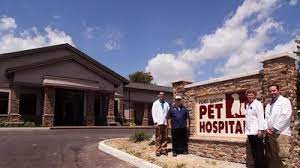 When you walk through our doors, you will always be greeted by name. Fort Wayne Pet Hospital 7505 Lima Road Fort Wayne Reviews And Appointments Topvet