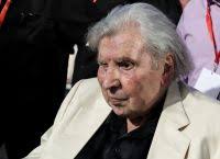 Ο σπουδαιότερος εν ζωή έλληνας συνθέτης, ο μίκης θεοδωράκης, γιόρτασε στις 29 ιουλίου τα 95 γενέθλια του. Mikhs 8eodwrakhs Pagenews Gr