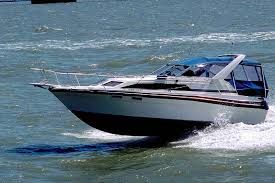 Kbb Boats Valuations Were Recently Added To Kbb Com For The Watercraft Fans Kbb Boats Values Are Determined In The Similar Fashion J Book Boat Boat Blue Books