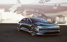 Only a couple of hours before elon musk shook up the house of tesla, lucid motors released pricing for its main model s competitor, the lucid air. Elon Musk Cuts Tesla Model S Price Again Olhar Digital