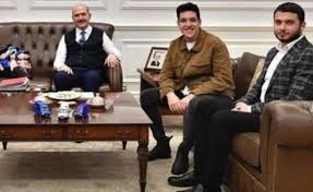 İşte ak parti ile siyaset hayatına devam eden süleyman soylu'nun eşi ve biyografisi. Icisleri Bakani Suleyman Soylu Thodex In Sahibi Fatih Faruk Ozer I Tanimiyorum Haberi