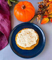 Easy Keto Low Carb Pumpkin Cookies Video In 2020 Pumpkin Cookies Pumpkin Keto Recipes Easy