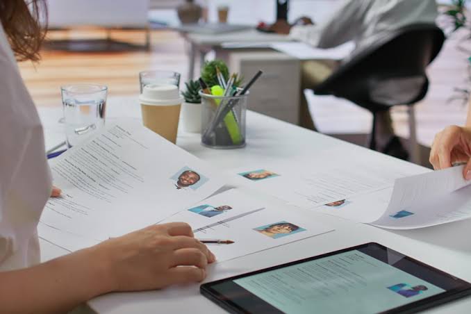 HR Data Privacy: Best Practices to Protect Employee Information - Evolveup