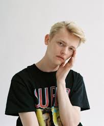 We would like to show you a description here but the site won't allow us. Claude Morgan James Darbyshire Robbie Mckinnon The Ones 2 Watch Supa Model Management London