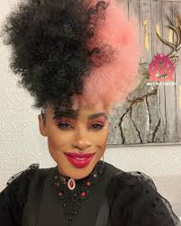 2023, la première photo de l'artiste Nathalie Makoma🤩😍