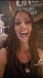 José Luis Antelo Popi “leyenda de la guitarra en bolivia” probando su  García popi antelo signature presente en la segunda versión de nuestra Expo  guitar.