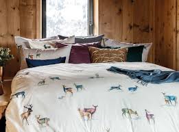 Winterwonderland Mit Hirschen Und Rehen Bettwasche Schlafzimmer Einrichten Schlafzimmer Design