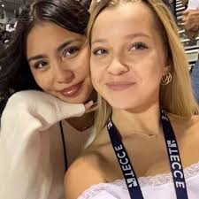 hi y'all! my name is natalya and i'm from flower mound Tx. i am 100%  committed to Arkansas, and plan